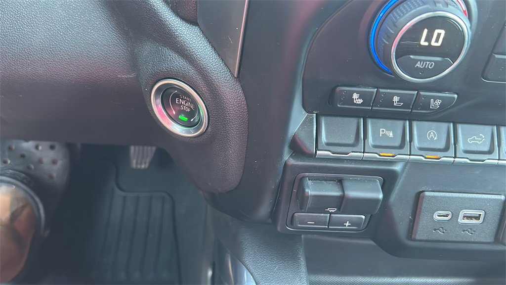 2019 Chevrolet Silverado 1500 LTZ photo 26