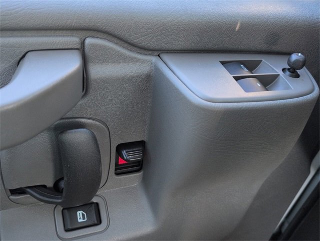 2025 Chevrolet Express Cargo 2500 photo 10