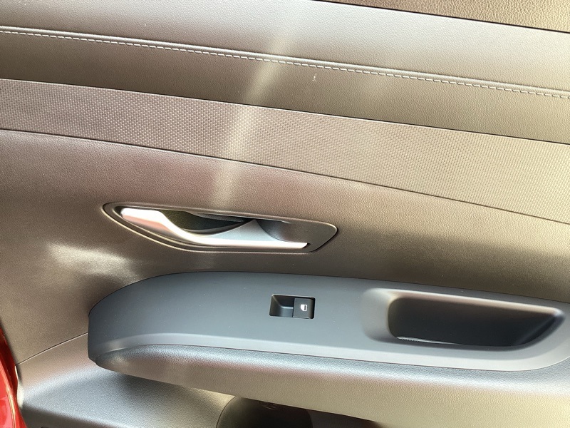 2025 Hyundai Tucson SEL photo 12