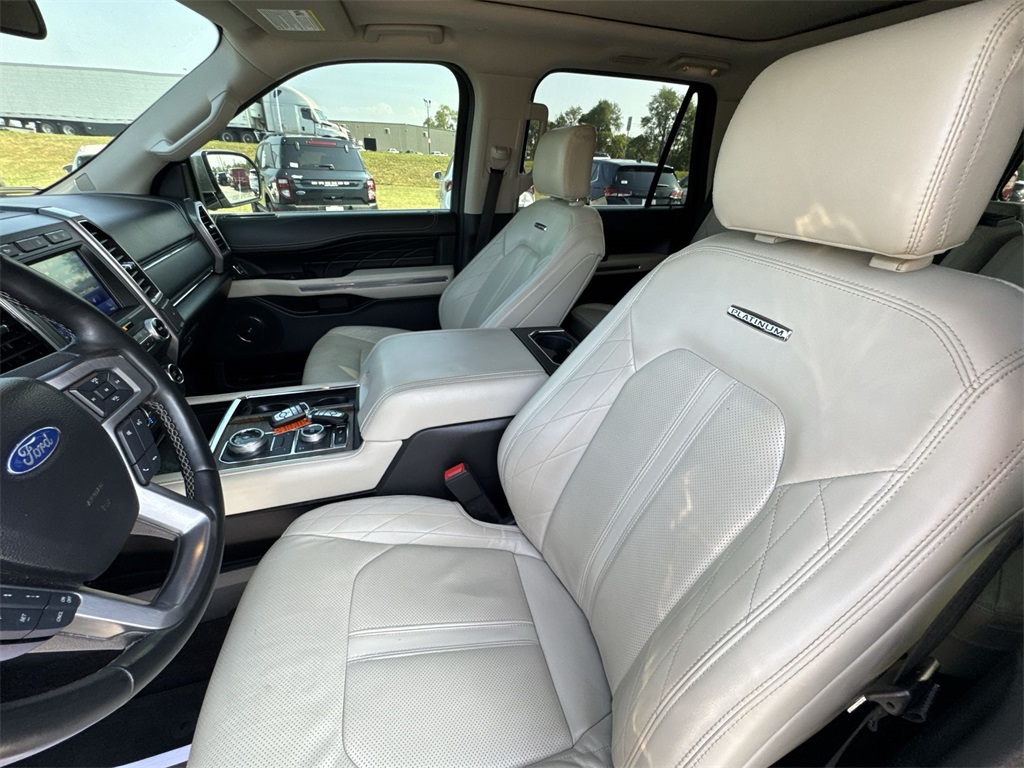2021 Ford Expedition MAX Platinum photo 11