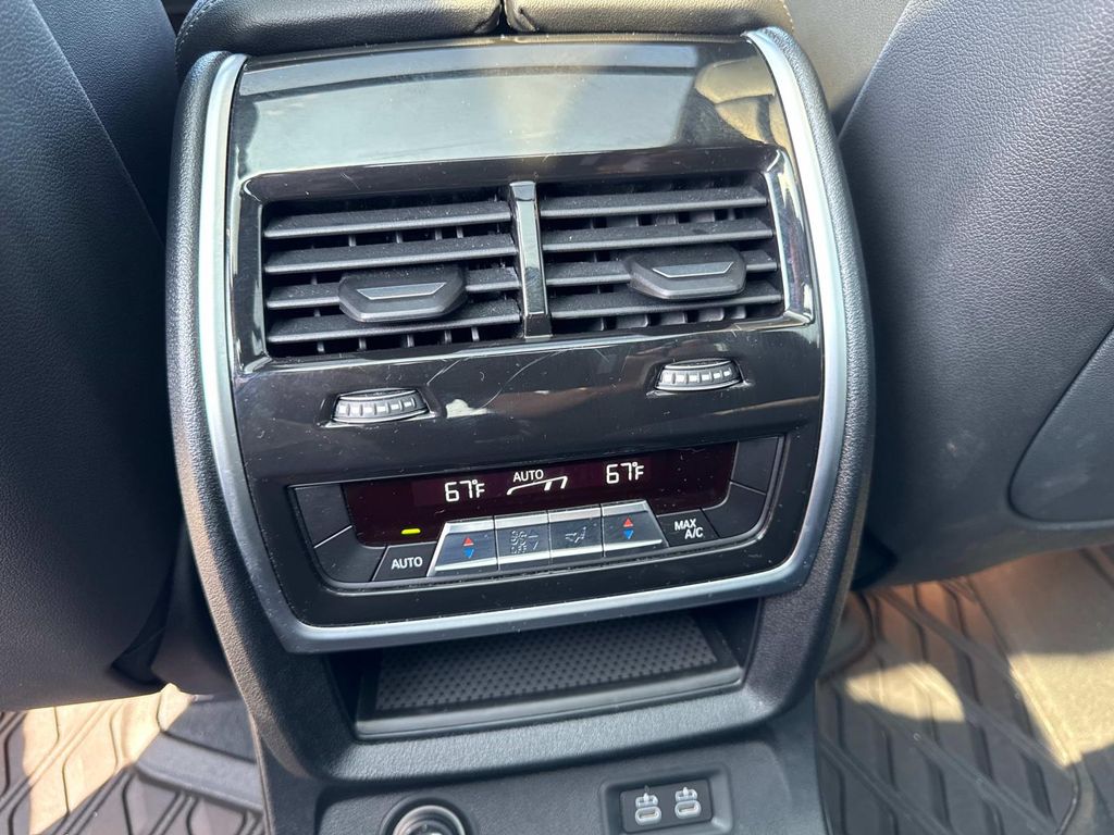 2023 Bmw X7 xDrive40i photo 12