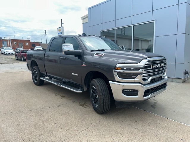 NEW 2025 RAM 2500 LARAMIE CREW CAB 4X4 6'4' BOX