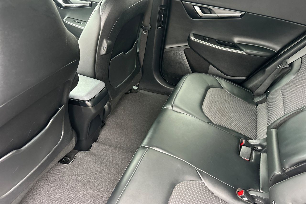 2022 Kia EV6 Light photo 19