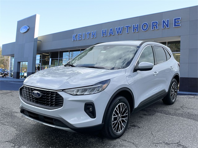 2025 Ford Escape Plug-In Hybrid photo 3