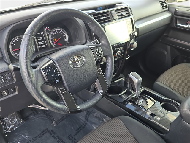 2024 Toyota 4Runner TRD Off-Road photo 15
