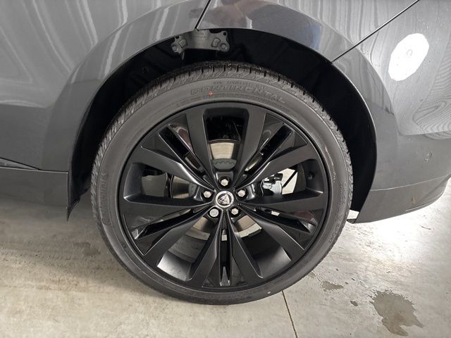 2026 Jaguar F-PACE P250 R-Dynamic S photo 11