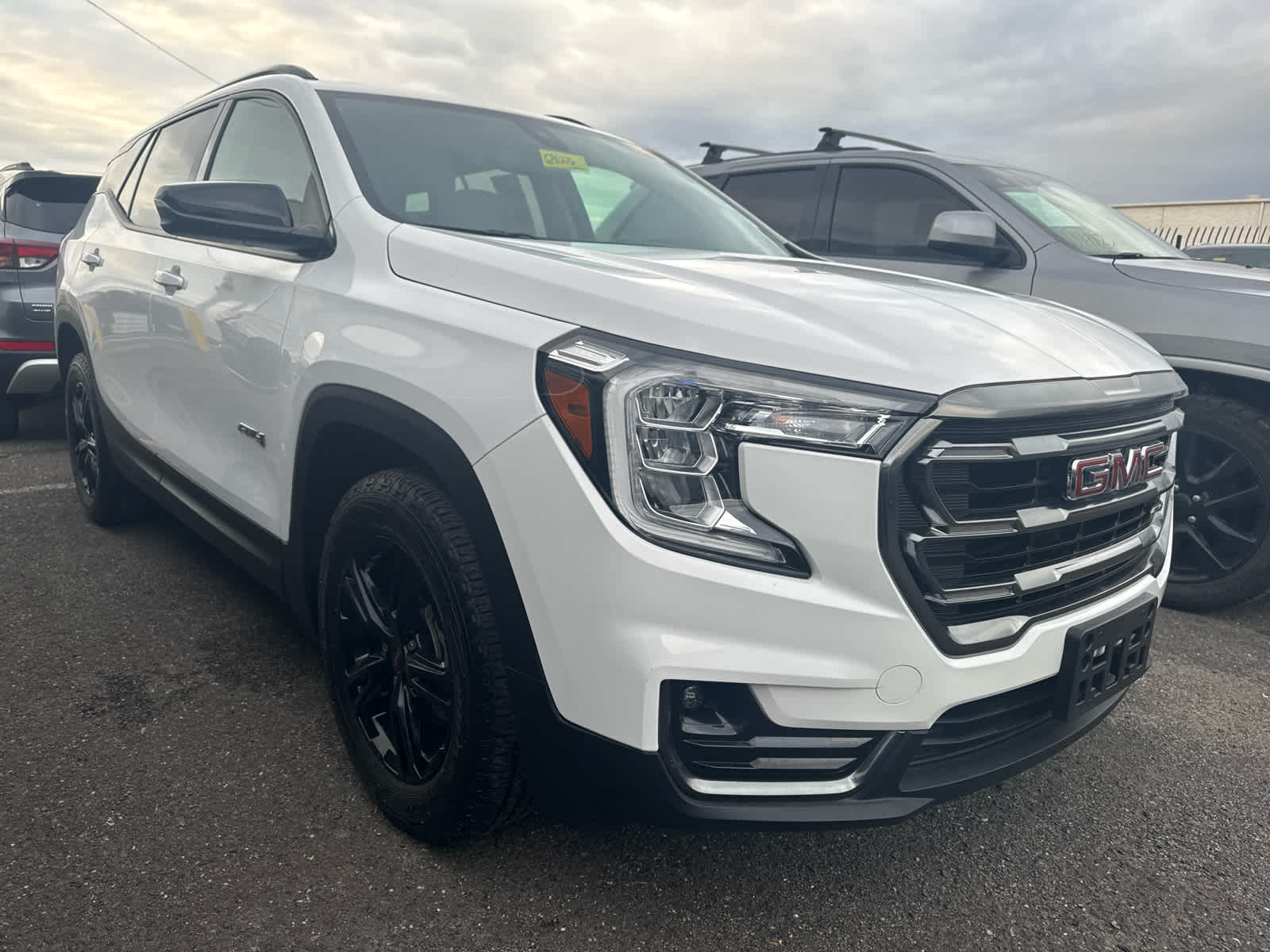 2022 GMC Terrain AT4's photo