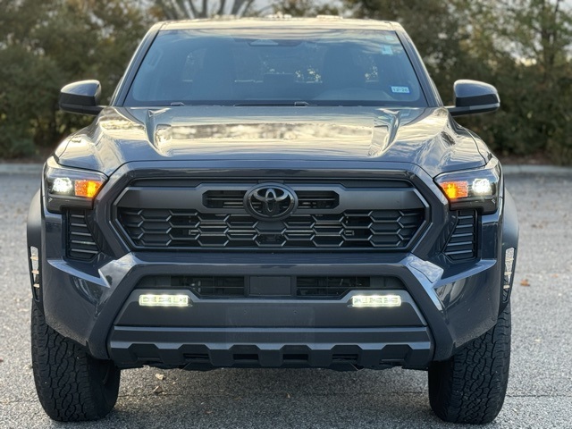 2024 Toyota Tacoma TRD Sport photo 3