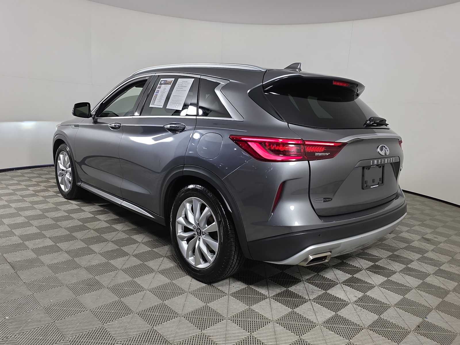 2020 Infiniti QX50 Luxe photo 4
