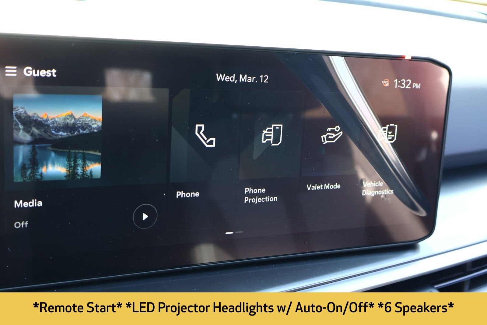 2025 Kia Sorento LX photo 2