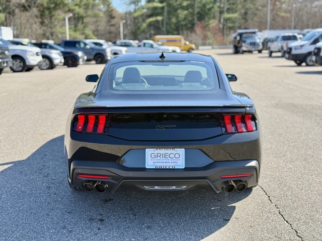 2025 Ford Mustang GT Premium photo 5