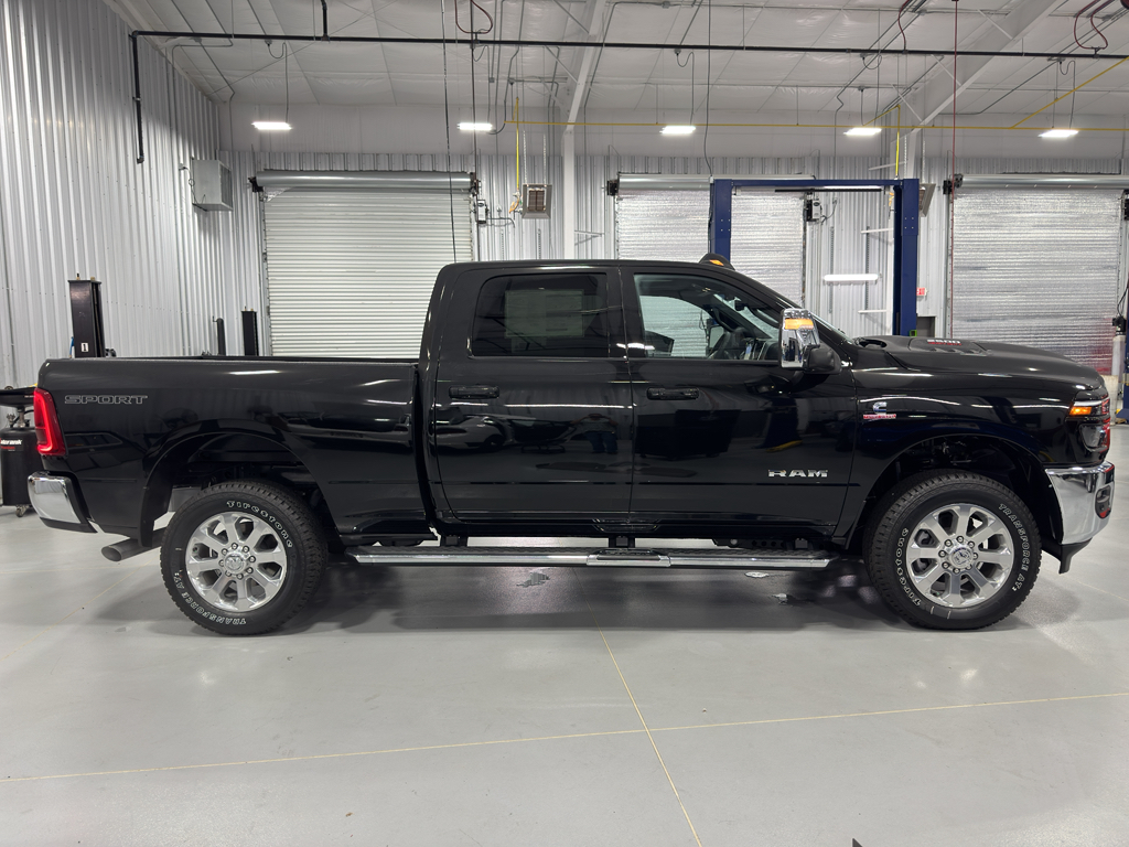 2025 Ram 2500 Laramie photo 7