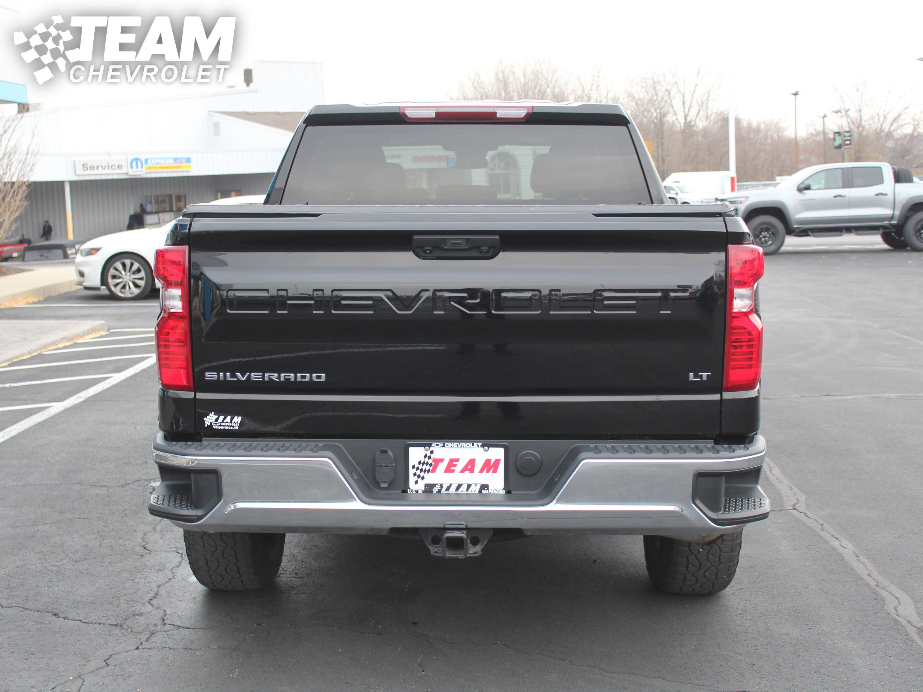 2024 Chevrolet Silverado 1500 LT photo 3