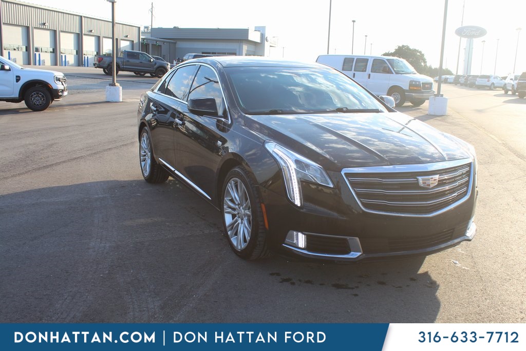 2018 Cadillac XTS Luxury photo 3