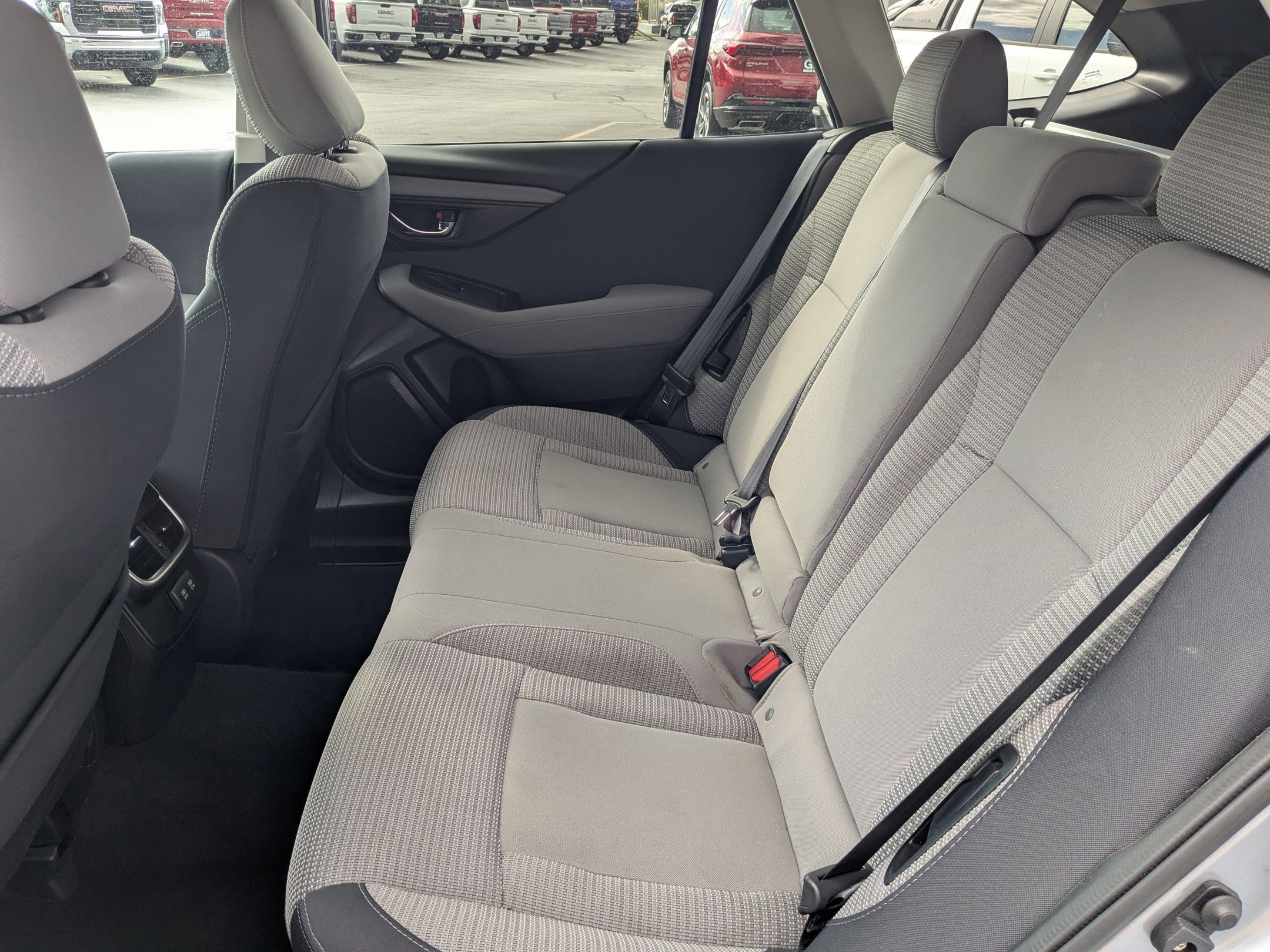 2022 Subaru Outback Premium photo 27