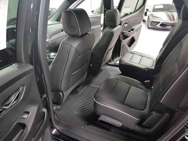 2023 Chevrolet Traverse Premier photo 9