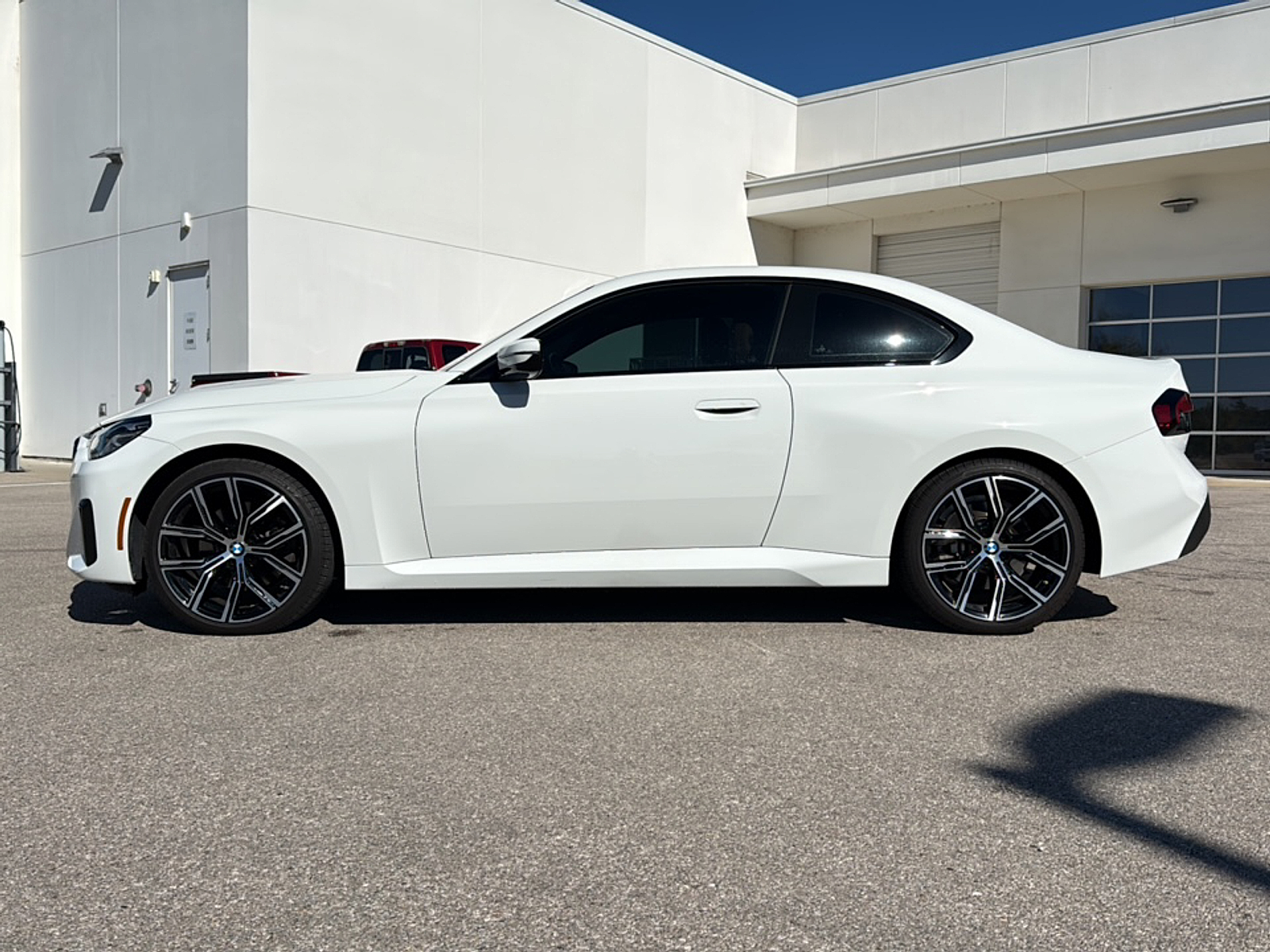 2024 Bmw 230i xDrive photo 3