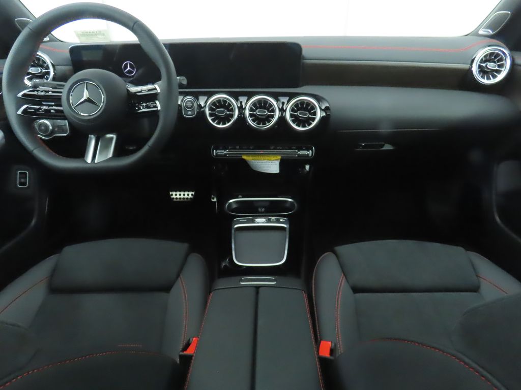 2026 Mercedes Benz CLA 250 4MATIC photo 14