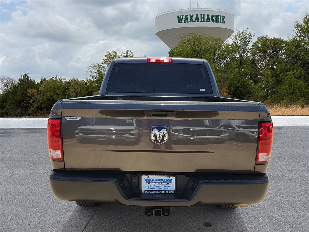 2024 Ram 1500 Classic Tradesman photo 4