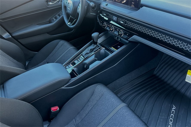 2025 Honda Accord Hybrid Sport photo 13