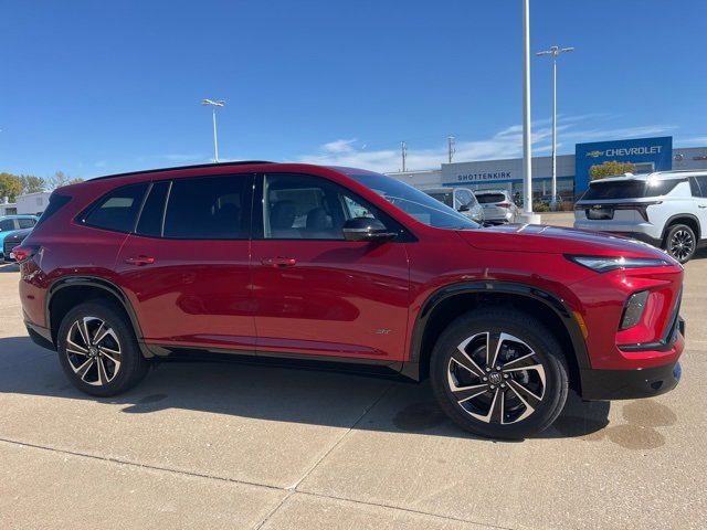 2026 Buick Enclave Sport Touring photo 2