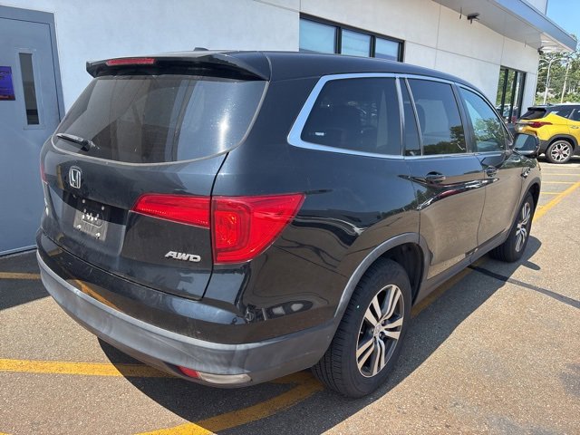 2016 Honda Pilot EX-L photo 2