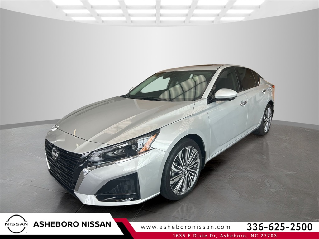 2025 Nissan Altima SL