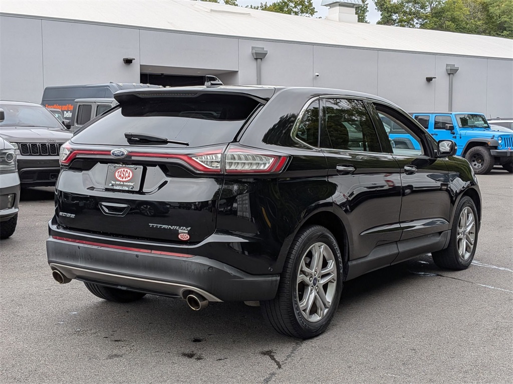2016 Ford Edge Titanium photo 3
