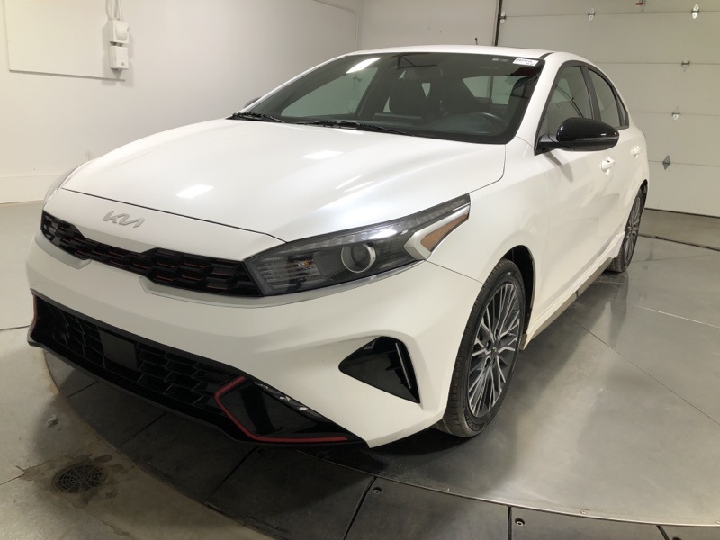 2023 Kia Forte GT-Line photo 3