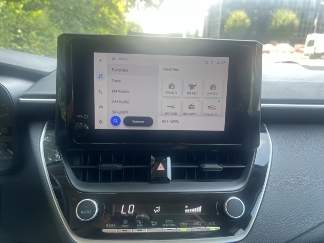 2024 Toyota Corolla LE photo 4