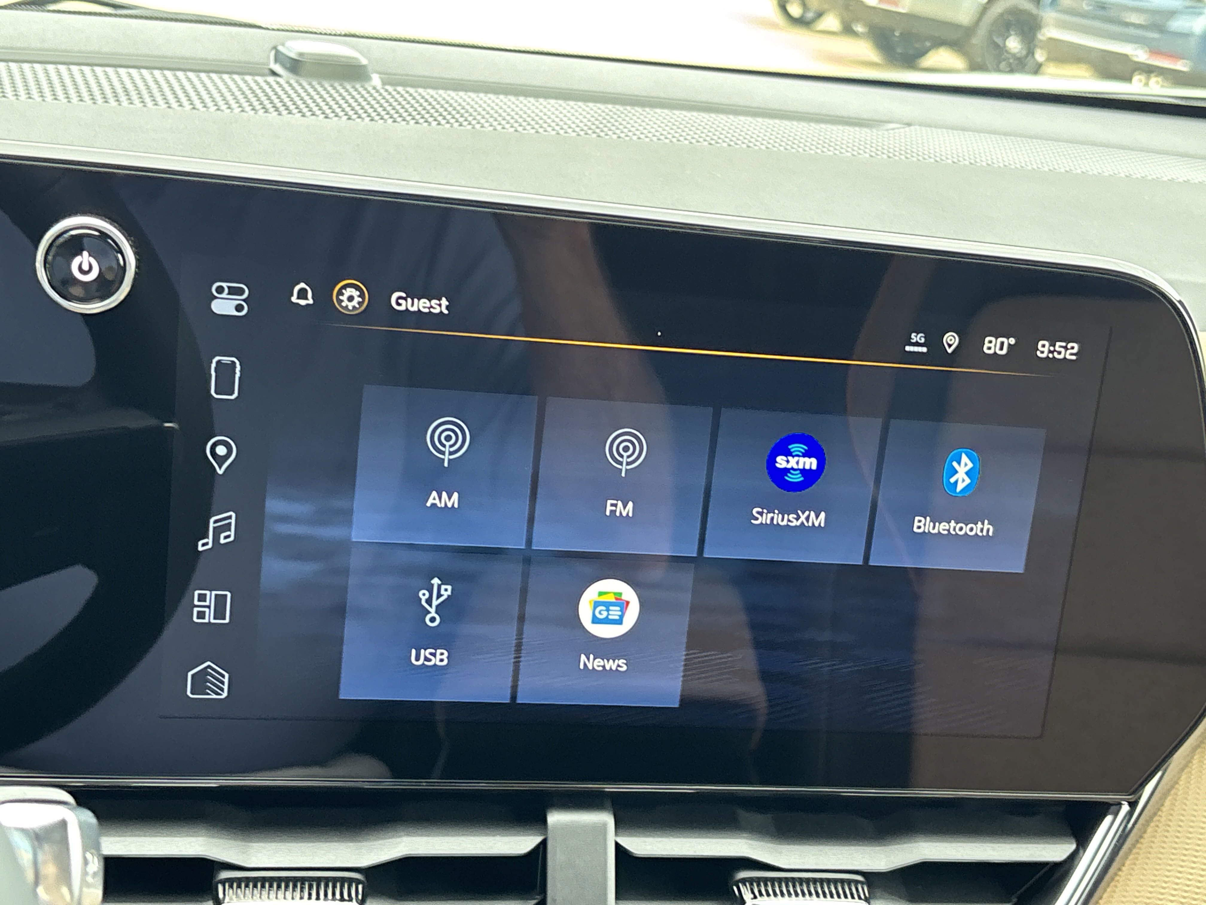 2026 Chevrolet Equinox ACTIV photo 12