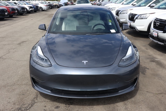 2022 Tesla Model 3 Long Range photo 6