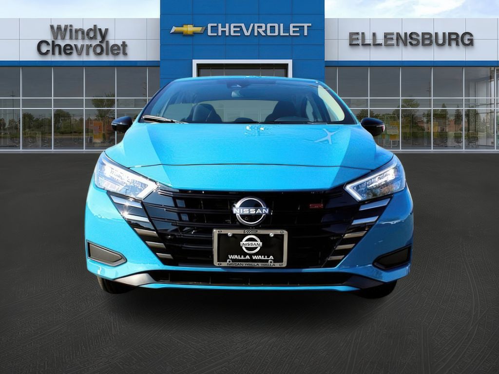 2025 Nissan Versa SR photo 2