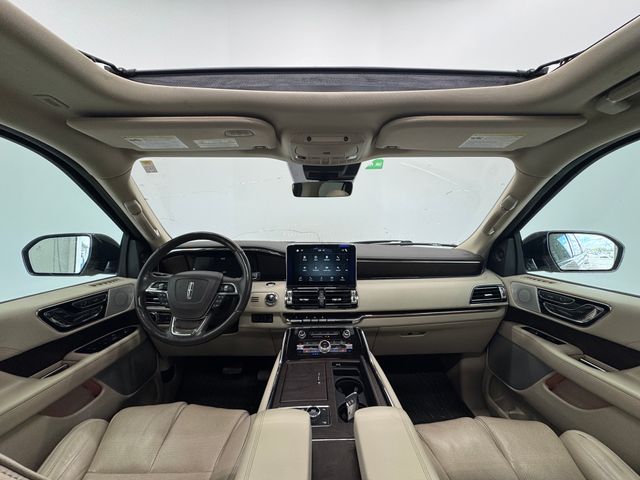 2019 Lincoln Navigator L Reserve photo 20