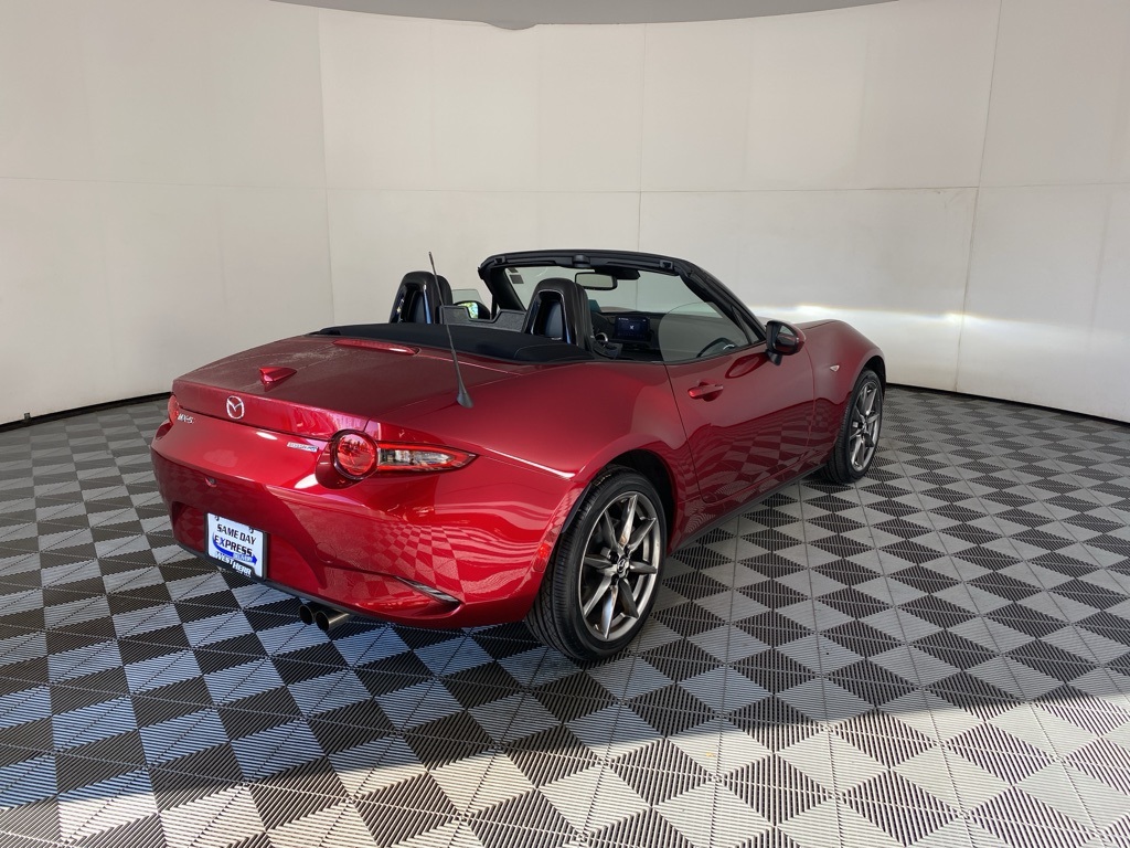 2022 Mazda MX-5 Miata Miata Grand Touring photo 3
