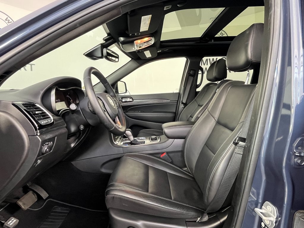2021 Jeep Grand Cherokee Anniversary Edition photo 17