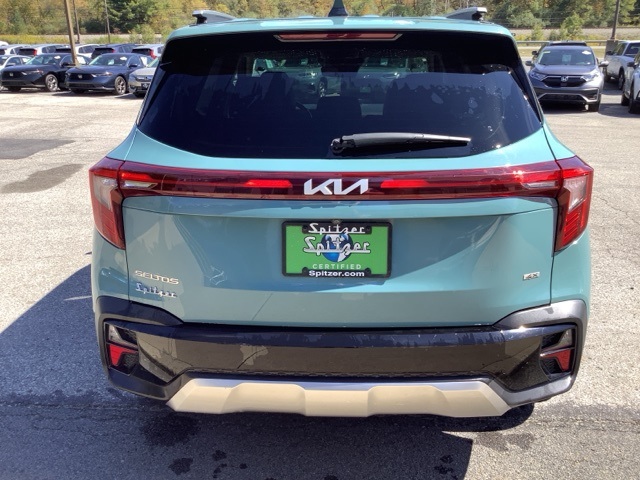 2024 Kia Seltos SX photo 8