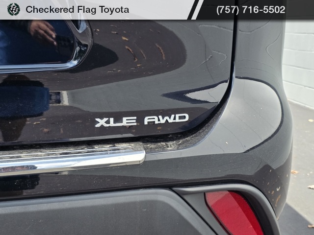 2023 Toyota Highlander XLE photo 17