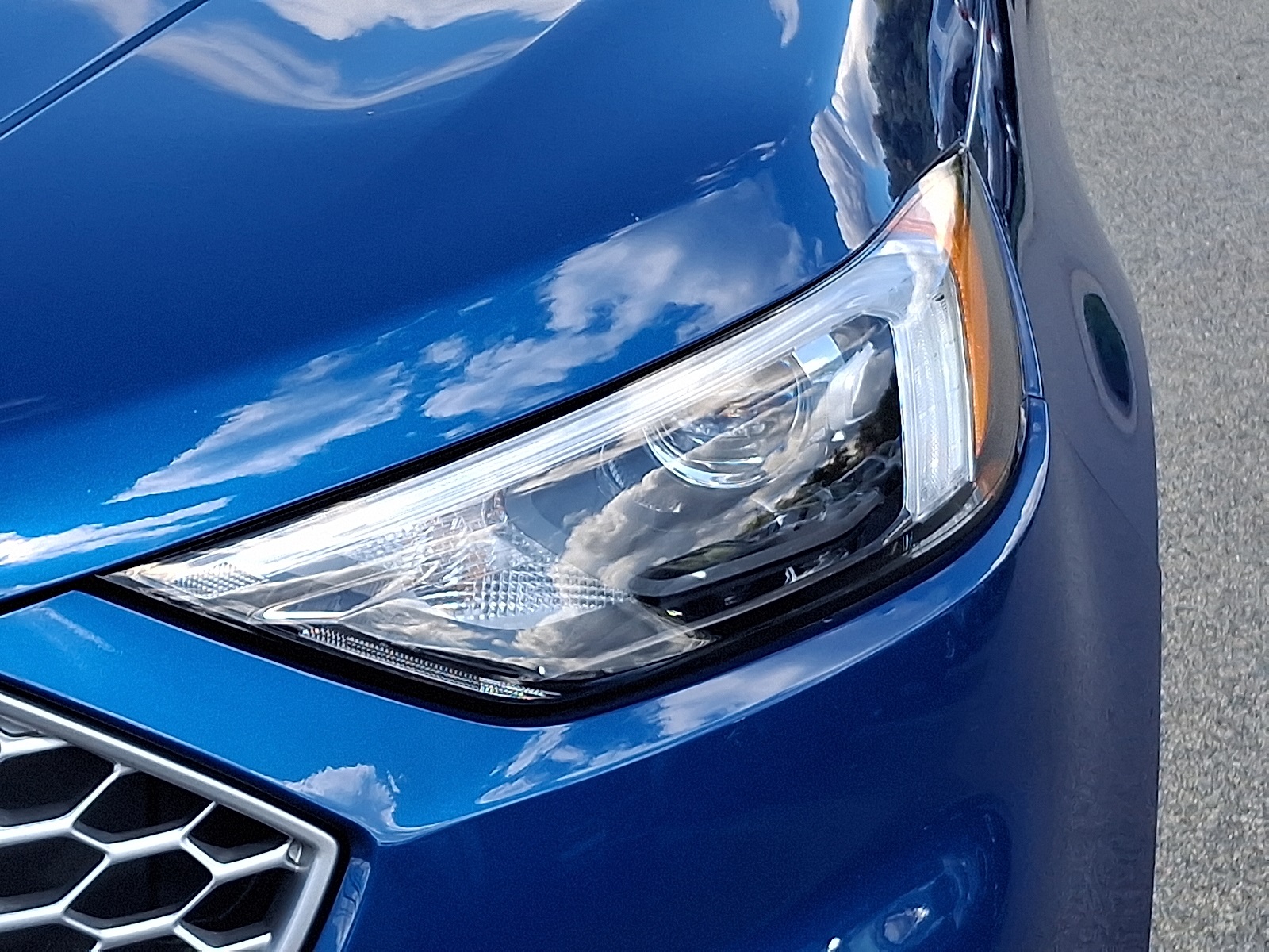 2024 Ford Edge SEL photo 9