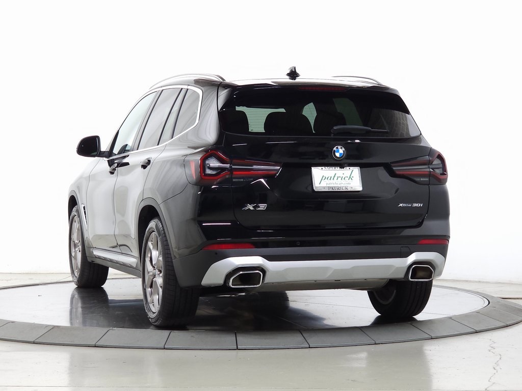 2023 BMW X3 - Image 2