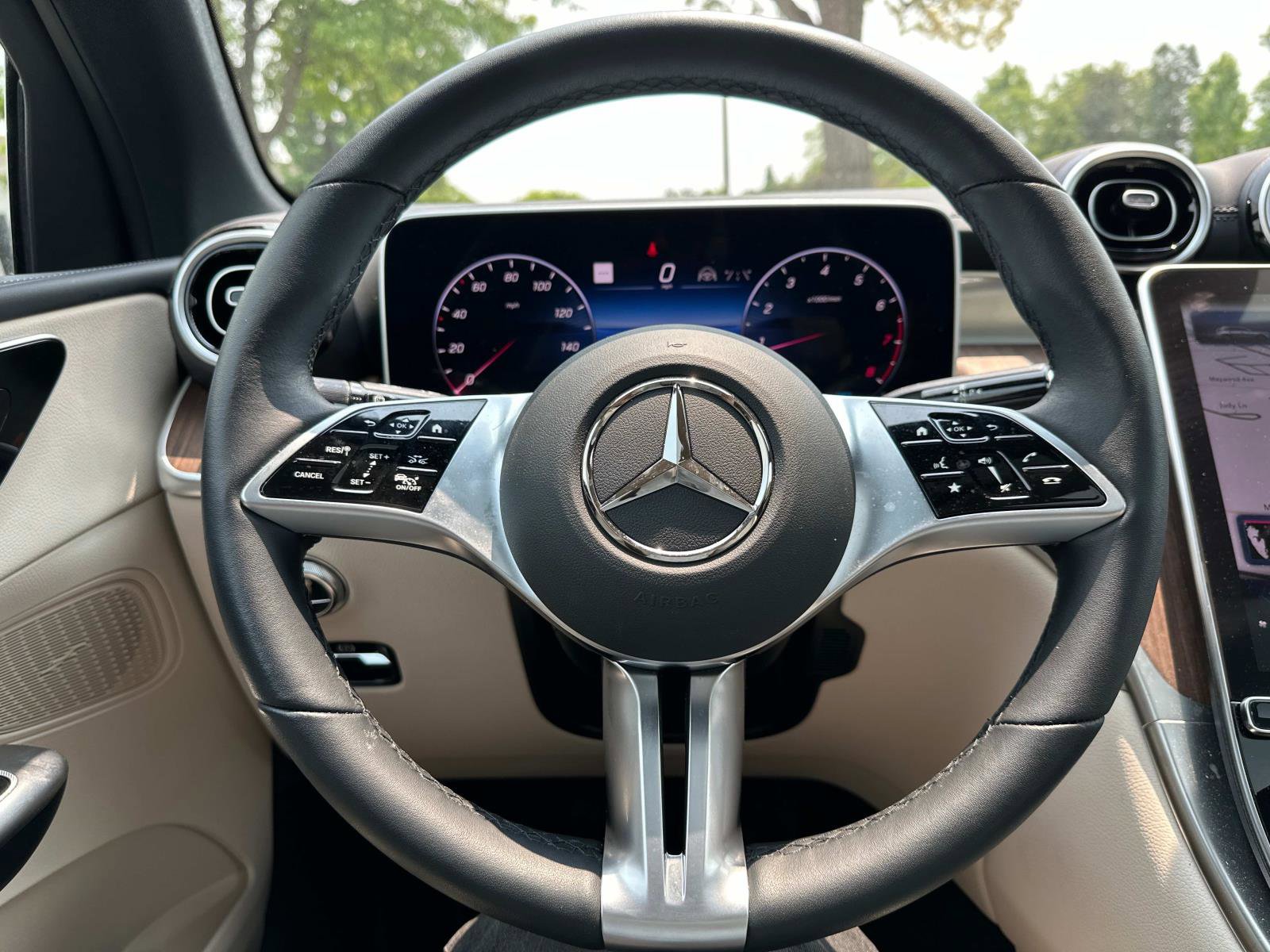 2024 Mercedes Benz GLC 300 4MATIC photo 18