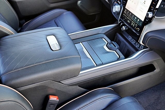 New 2026 Ivory White Tri-Coat Pearl-Coat Exterior Paint RAM Tungsten image 18