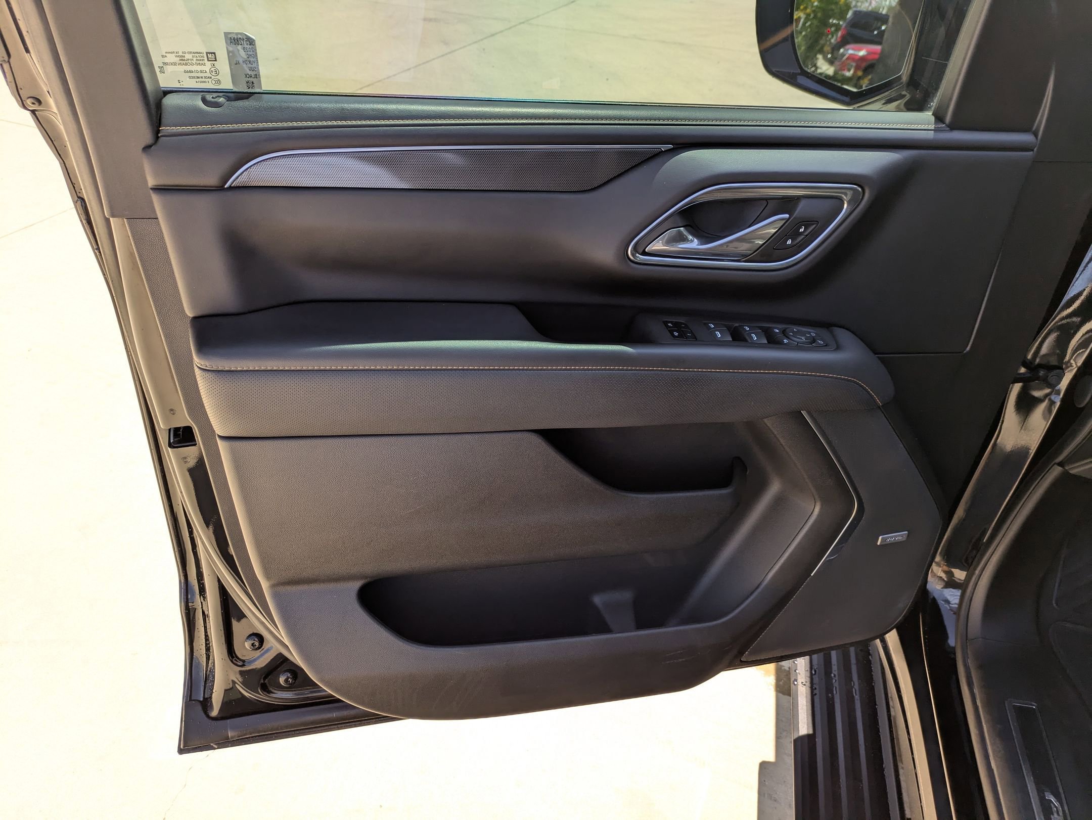 2023 Gmc Yukon XL AT4 photo 11
