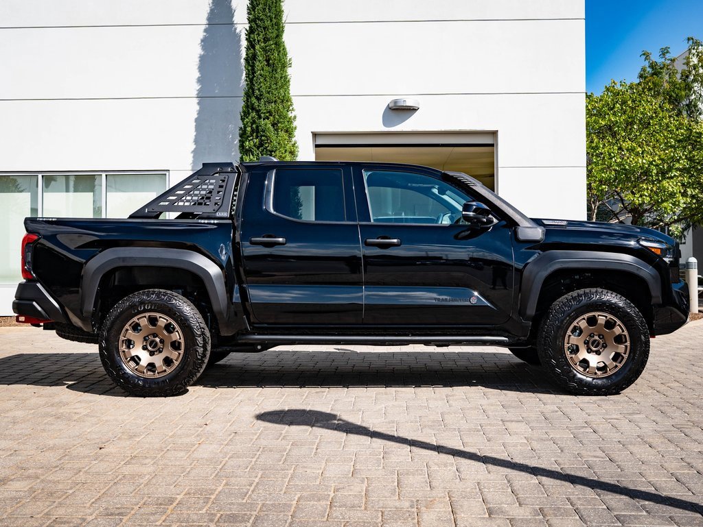 2025 Toyota Tacoma Trailhunter photo 5