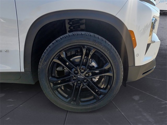 2026 Chevrolet Traverse photo 9