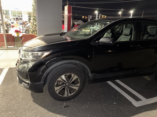 2017 Honda CR-V LX's photo