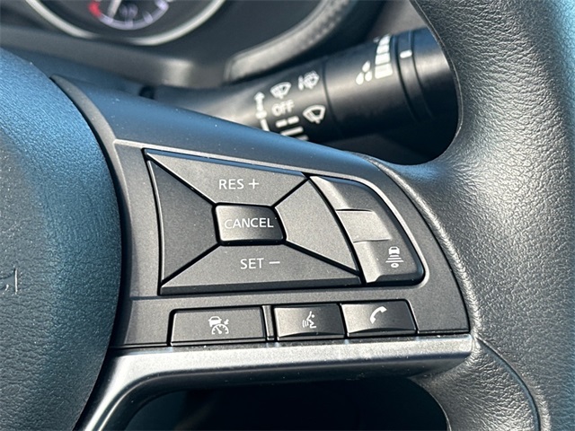 2024 Nissan Sentra SV photo 17