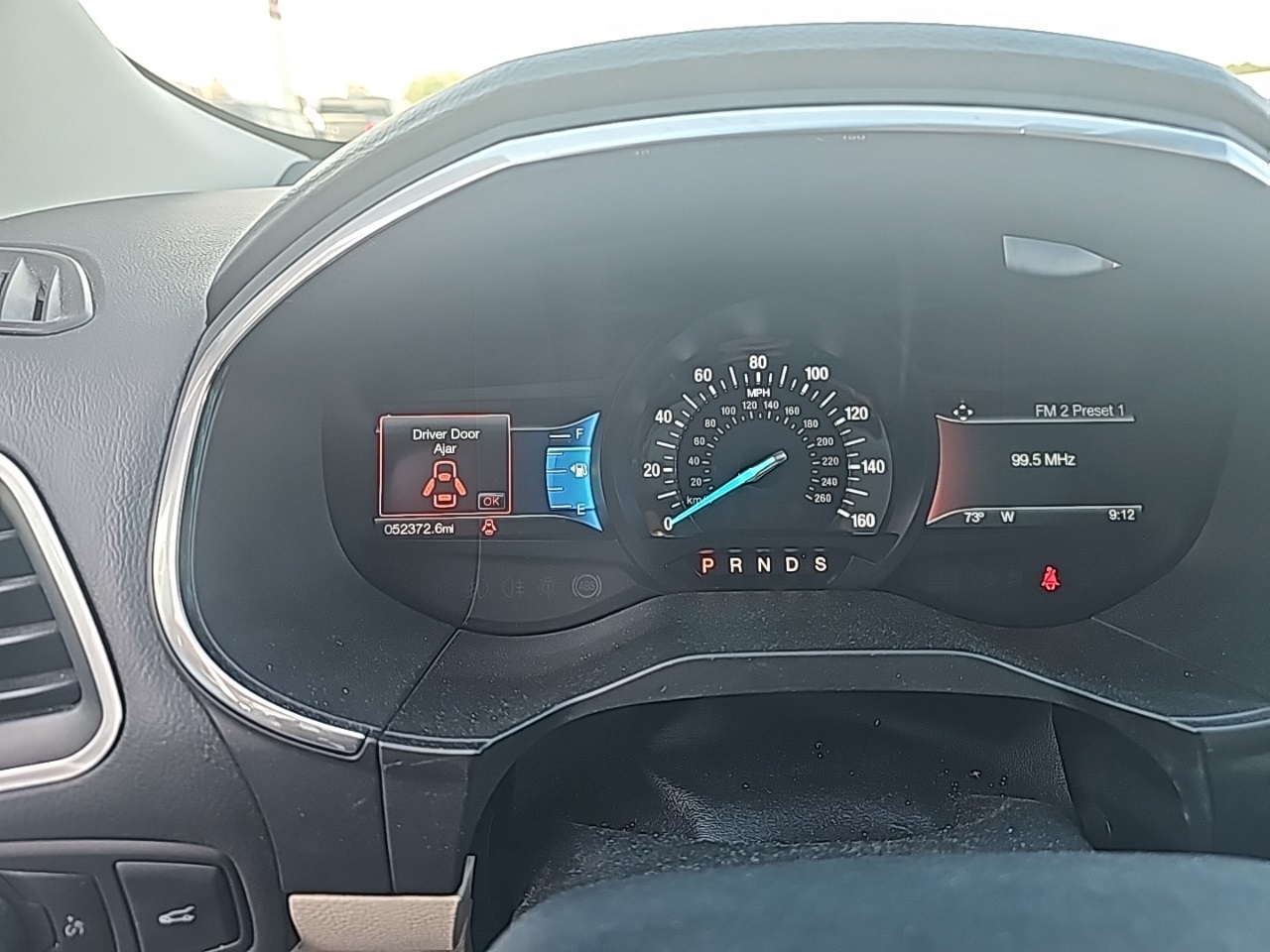 2016 Ford Edge Titanium photo 2