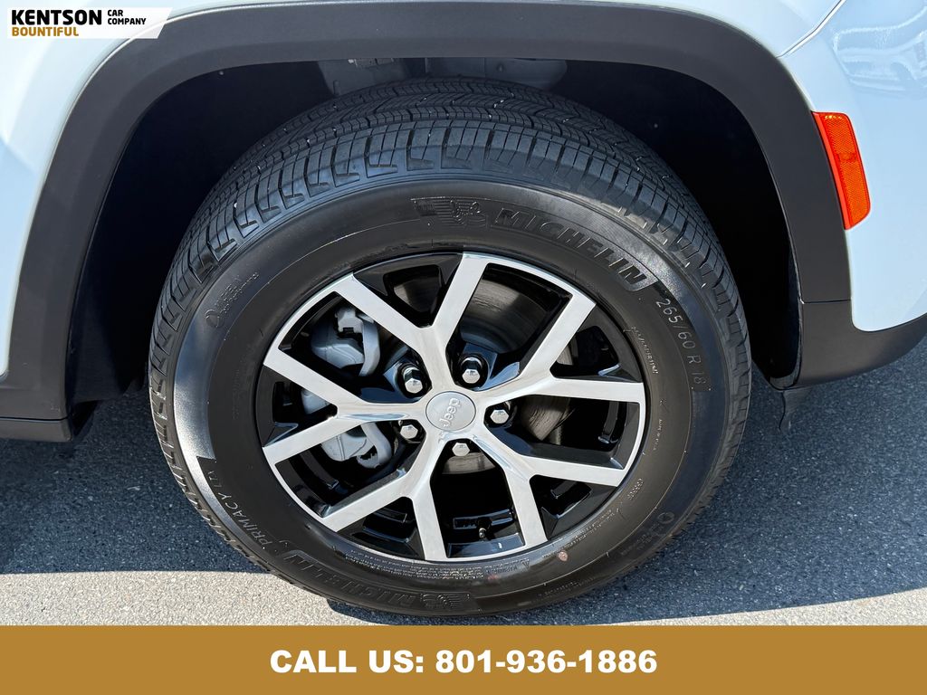 2024 Jeep Grand Cherokee Limited photo 13
