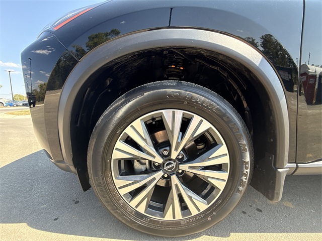 2023 Nissan Rogue SV photo 10